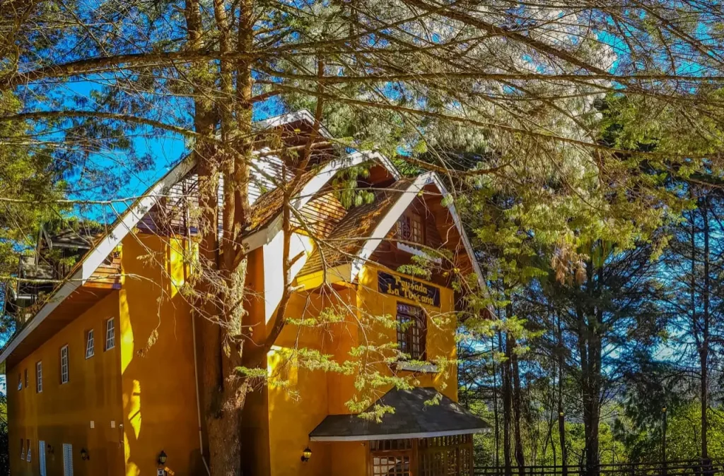 Por que escolher a Pousada La Toscana em Campos do Jordão SP